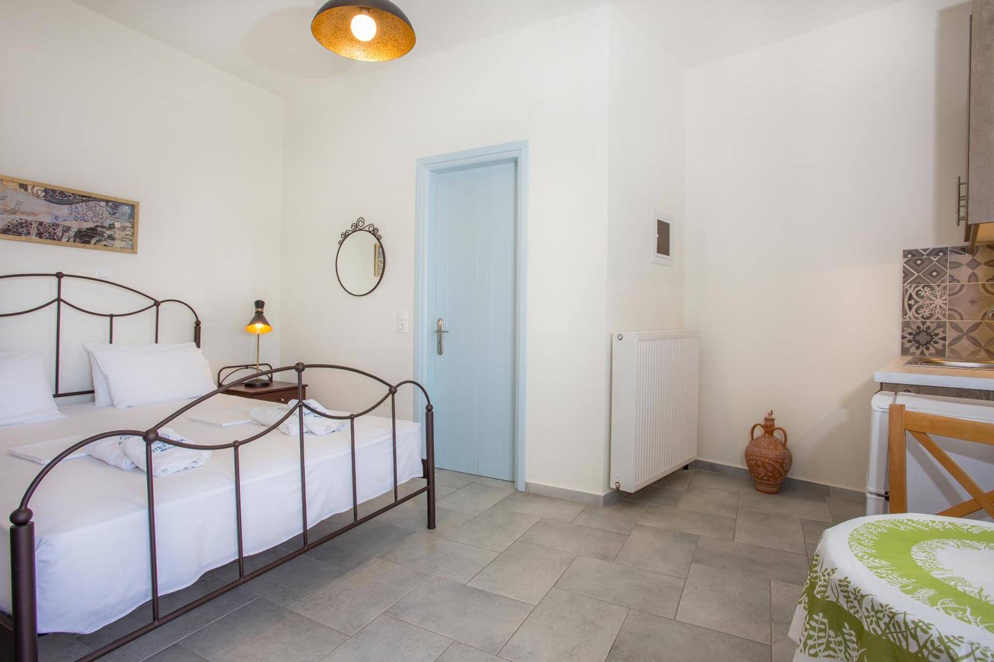 Amphitrite Apartments 斯基罗斯岛 外观 照片