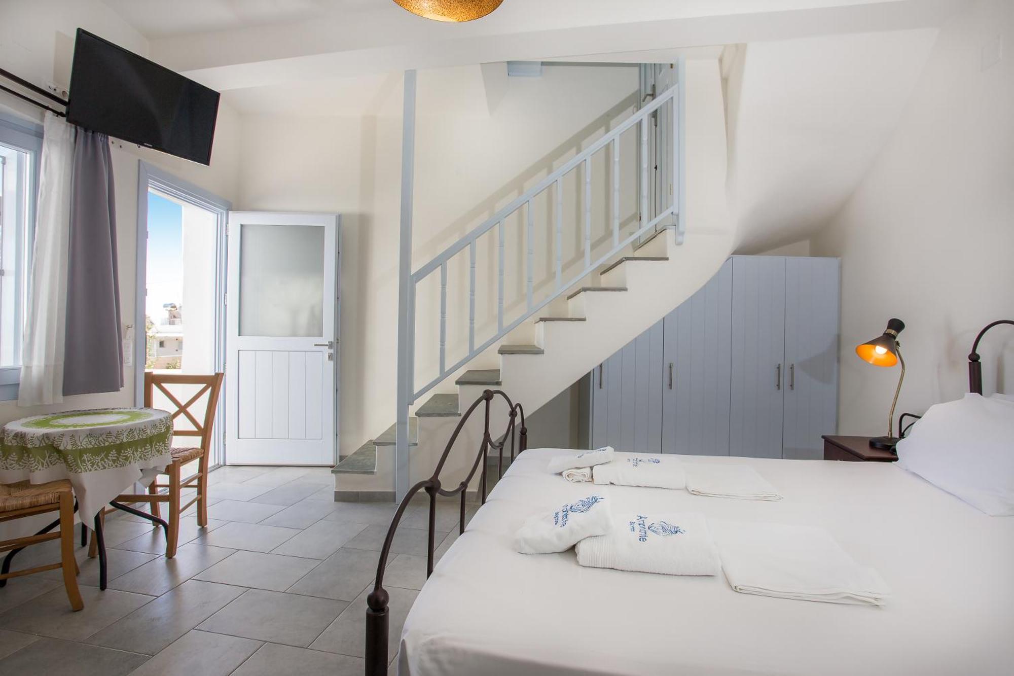 Amphitrite Apartments 斯基罗斯岛 外观 照片